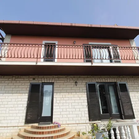 Vera Apartment *